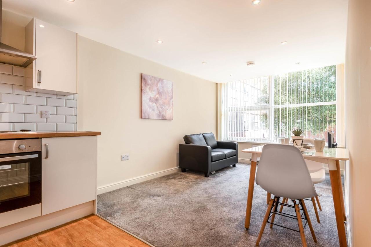 Bright 1 Bedroom Budget Flat In Central Pontefract Εξωτερικό φωτογραφία