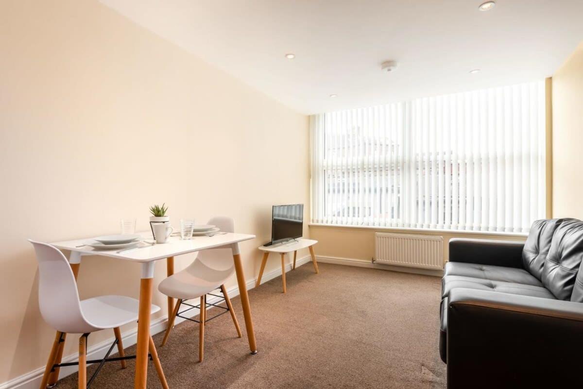 Bright 1 Bedroom Budget Flat In Central Pontefract Εξωτερικό φωτογραφία